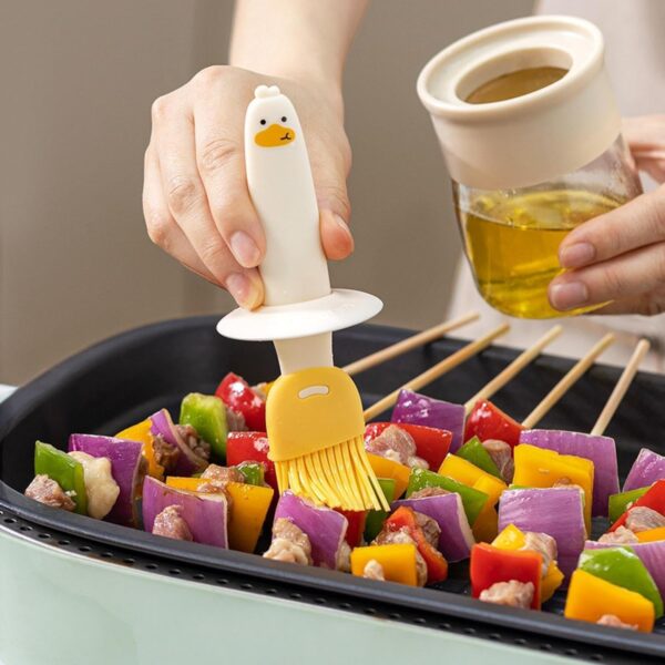 Hedrix Silicone Brush and high Temperature Resistant Oil Bottle Integrated Barbecue Cooking Utensils Home&Kitchen. (Orange) (WHITE) - Image 4